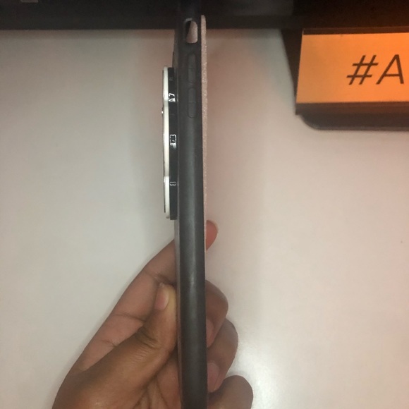 Phone case - Picture 2 of 4